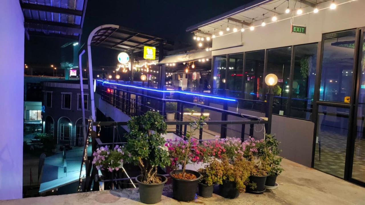 View Dee Bkk Airport Residence Bangkok Buitenkant foto